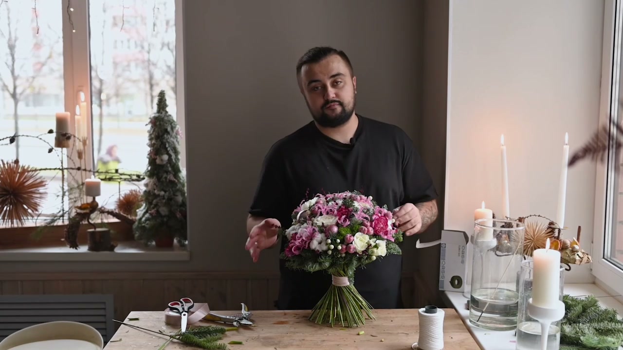Круглый новогодний букет