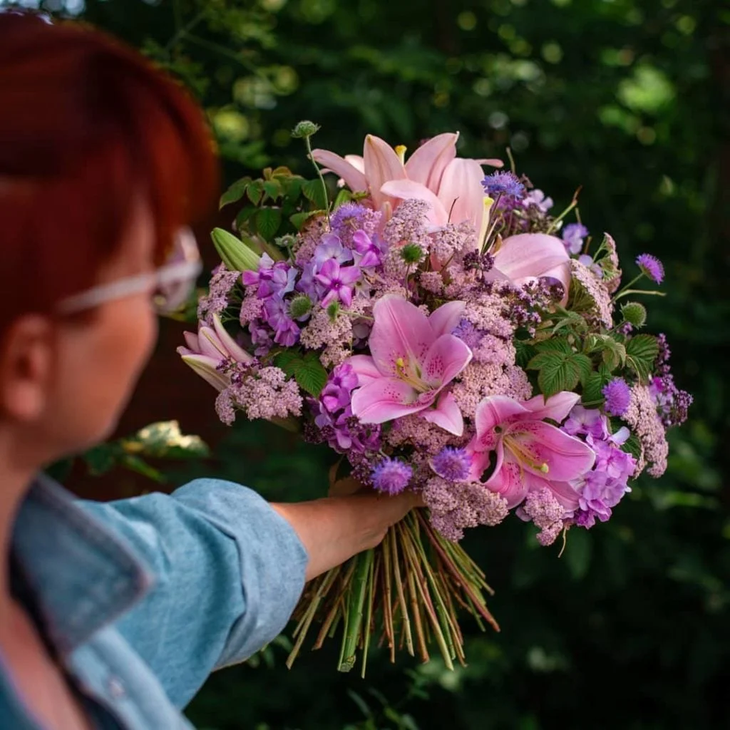 Кто такой флорист чем он занимается и какая зарплата - Kazan Flower School